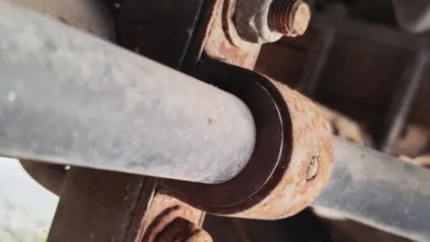 j5 c 25 silent bloc barre stabilisatrice 